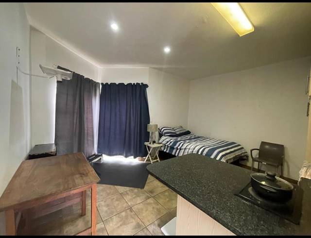 1 BEDROOM APARTMENT FOR SALE IN DASSIE RAND